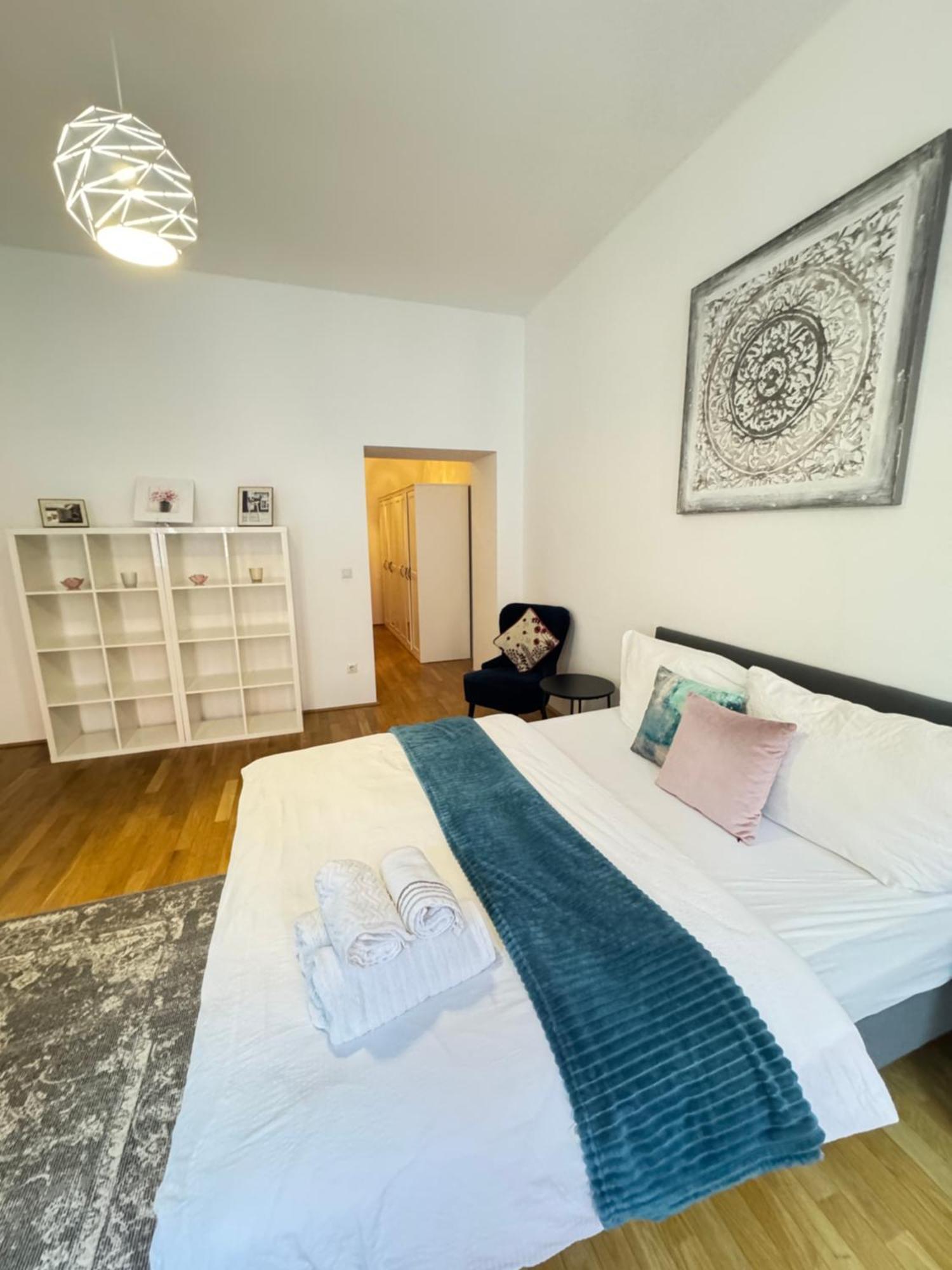 Charming Flat & Balcony Near Central Station L Bg5 Viena Exterior foto